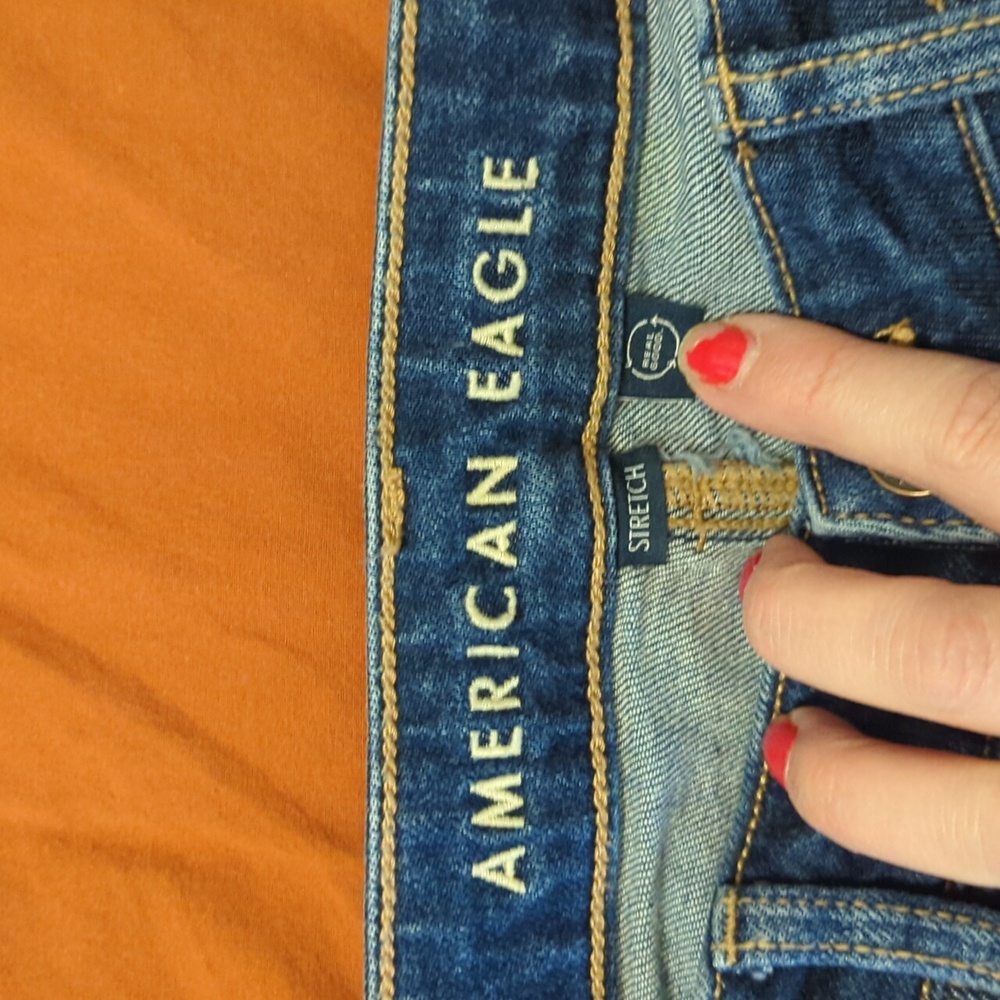 American Eagle Outfitters Women's Mom Jeans - Picture 2 of 5